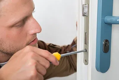 Super Locksmith Services Oxon Hill, MD 301-723-7099 Super Locksmith Services Oxon Hill, MD 301-723-7099 - 29-3
